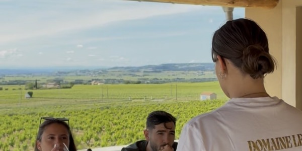 L’œnotourisme au Domaine Les Teyssonnières : partager notre passion et notre terroir de Gigondas
